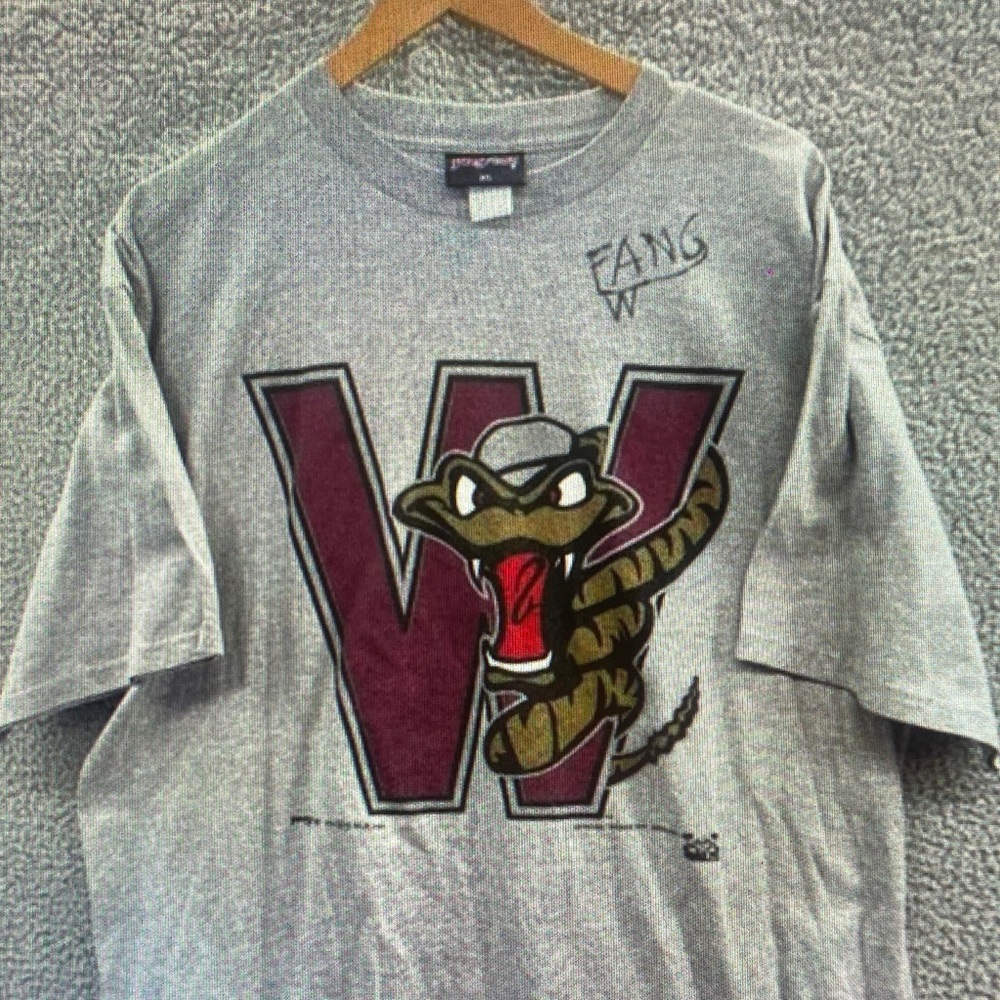 Jansport Gray Tee with Maroon 'W' and Brown Snake